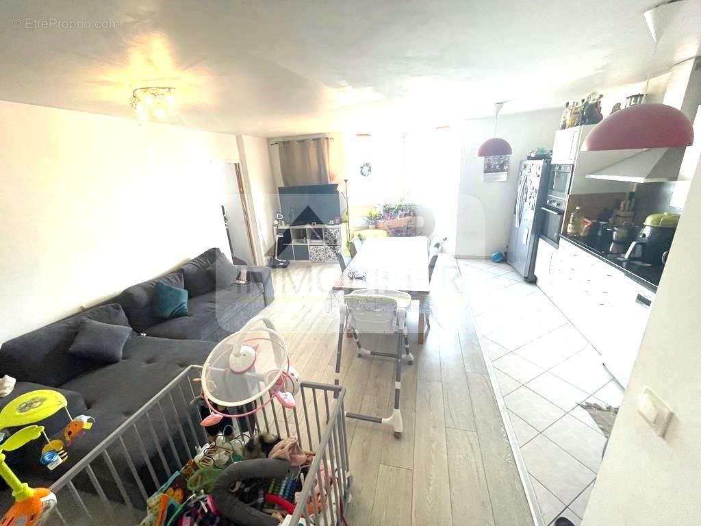 Appartement à BEZONS