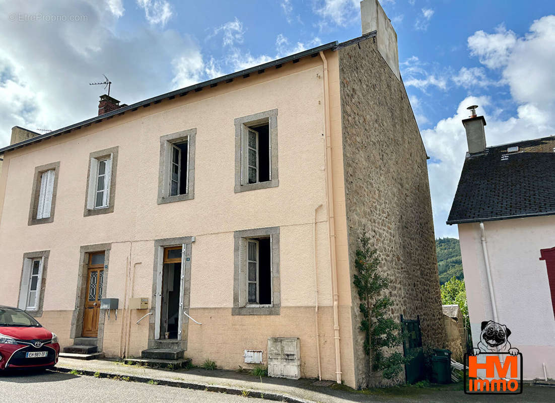 Maison à SAINT-SULPICE-LAURIERE