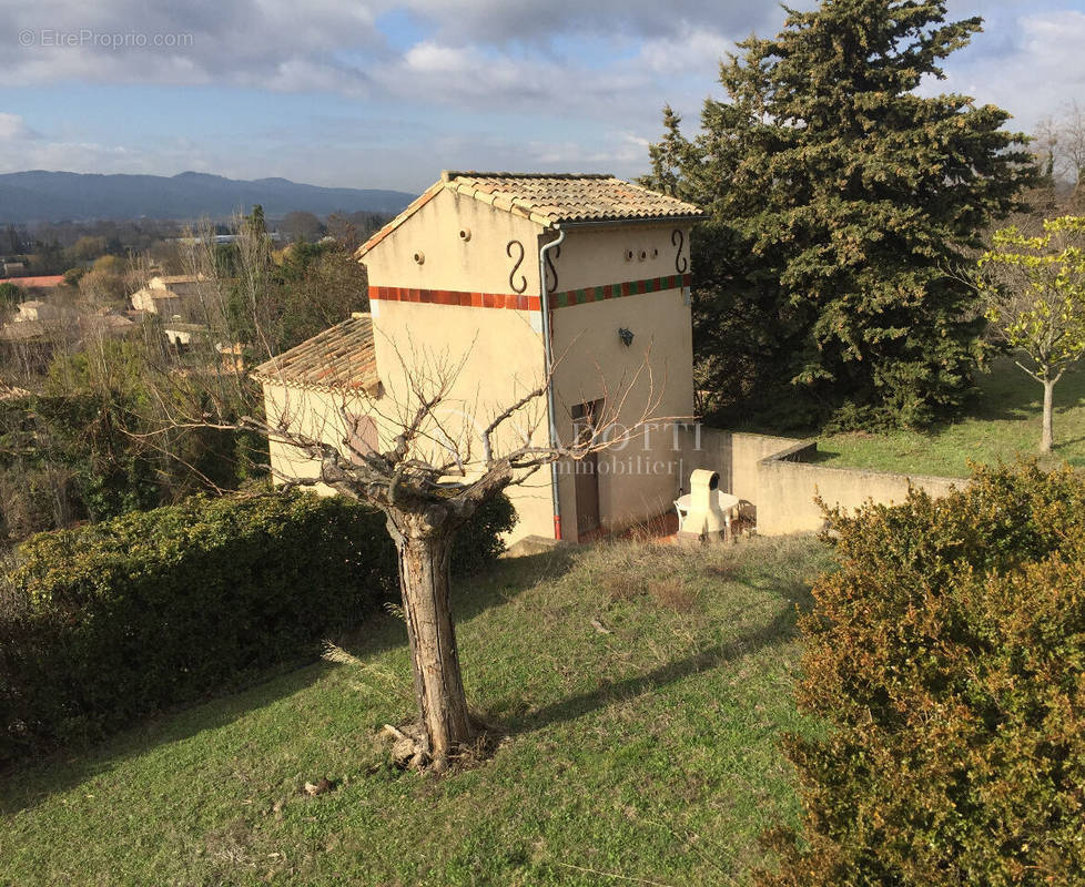 Maison à CADENET