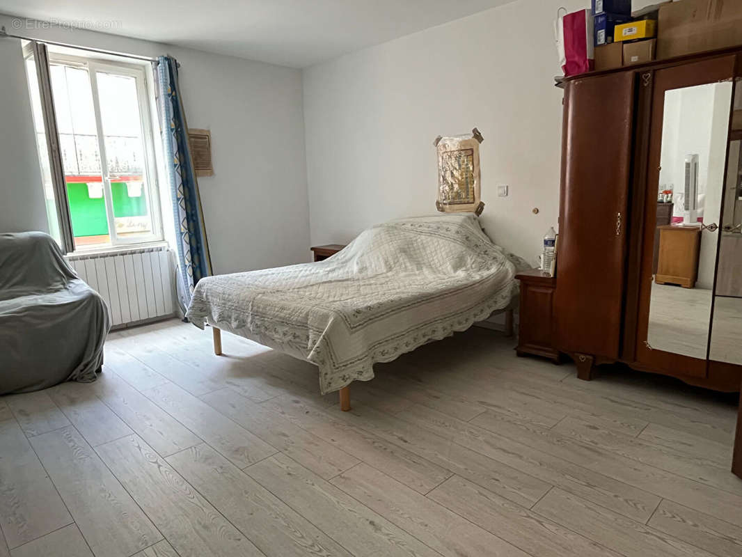 Appartement à BESSEGES