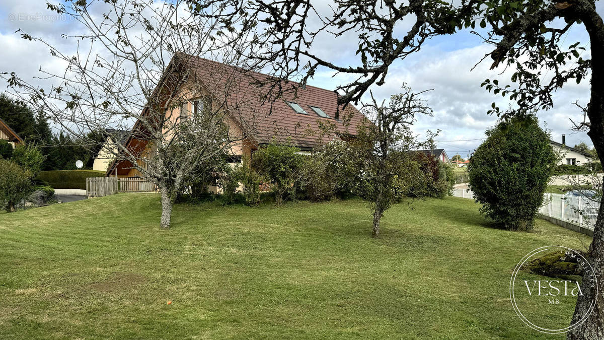 Maison à ABBEVILLERS