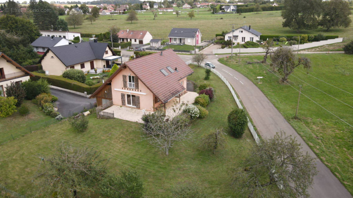 Maison à ABBEVILLERS