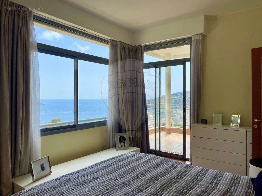 Appartement à VILLEFRANCHE-SUR-MER