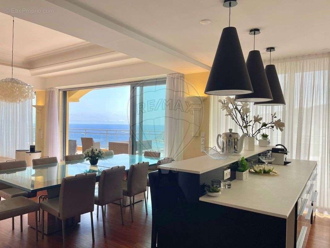 Appartement à VILLEFRANCHE-SUR-MER