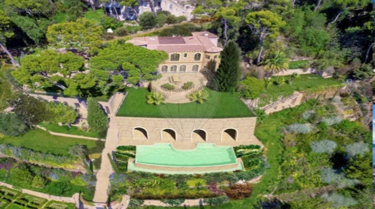 Maison à VILLEFRANCHE-SUR-MER