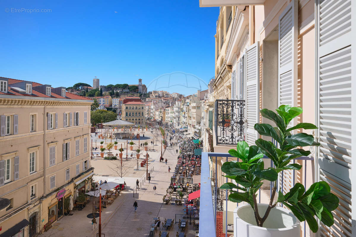 Appartement à CANNES