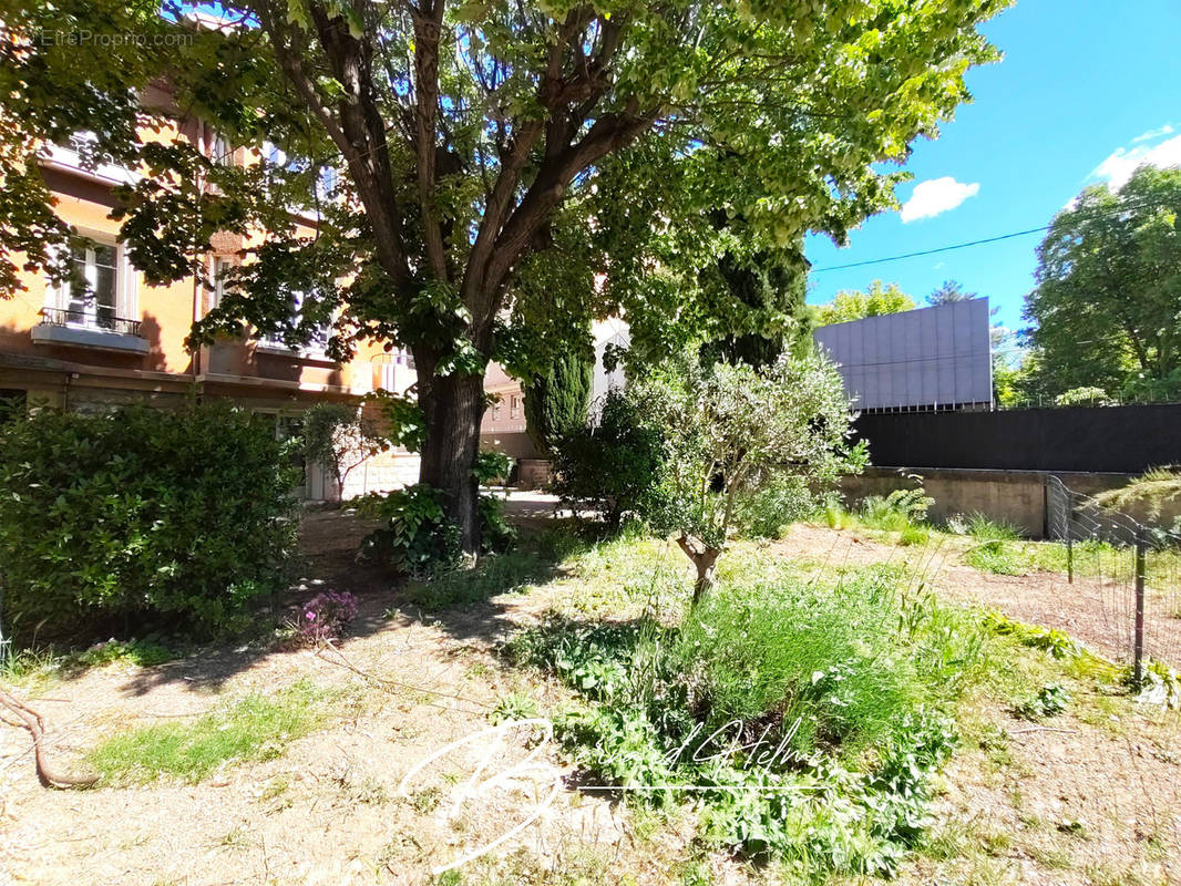 Appartement à AIX-EN-PROVENCE