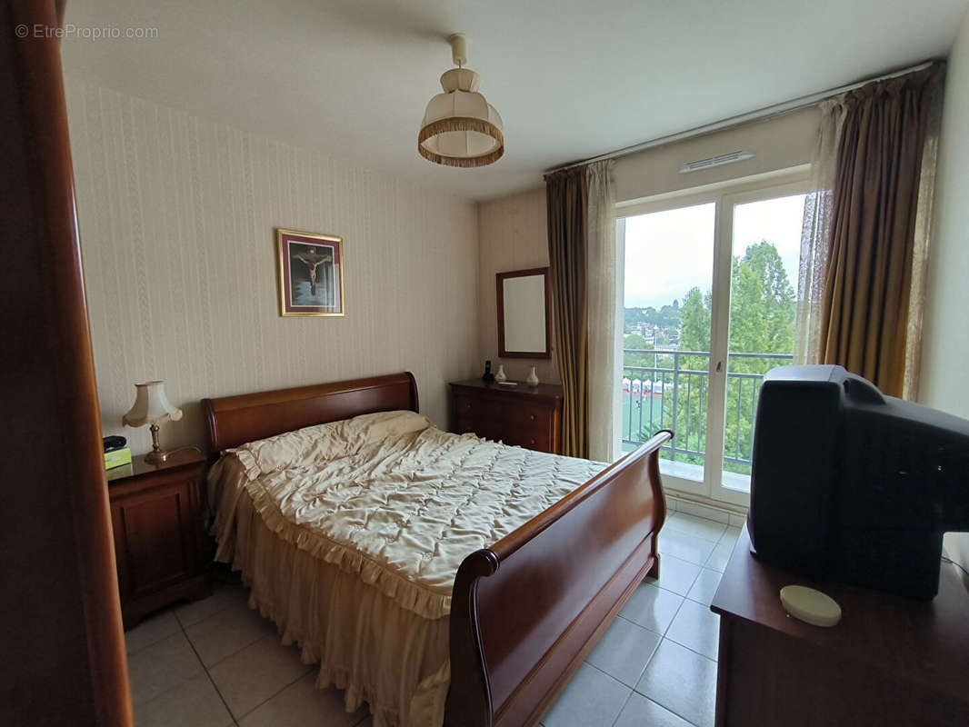 Appartement à EPINAY-SOUS-SENART