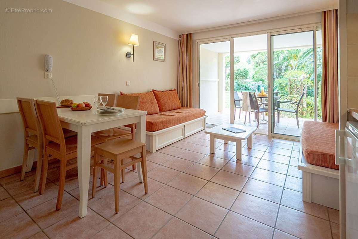 Appartement à HYERES