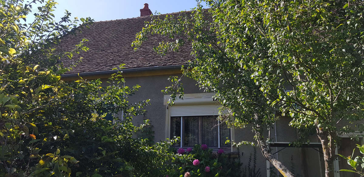 Maison à VERDUN-SUR-LE-DOUBS