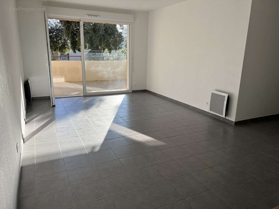 Appartement à NIMES