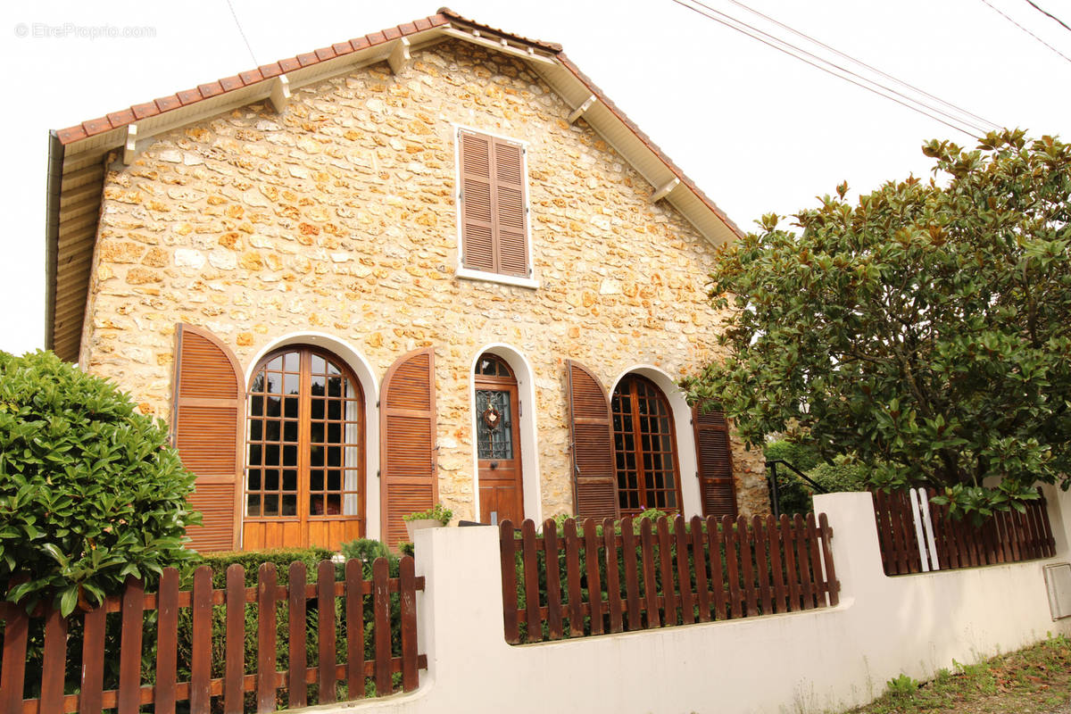 Maison à TRIEL-SUR-SEINE