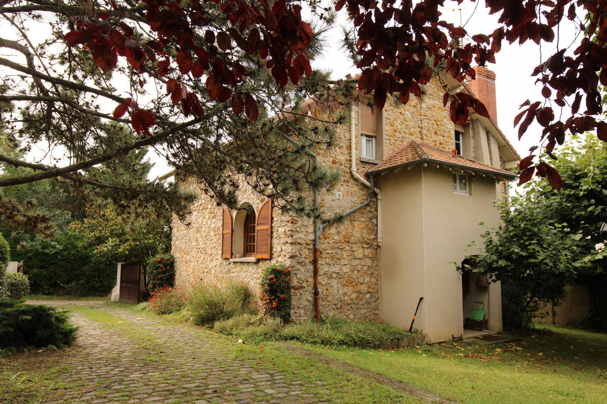 Maison à TRIEL-SUR-SEINE