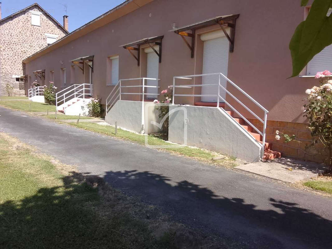 Appartement à OBJAT