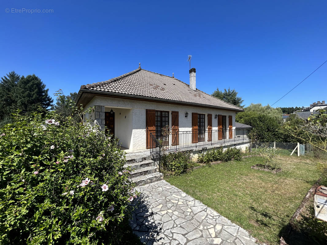 Maison à MARCILLAC-LA-CROISILLE