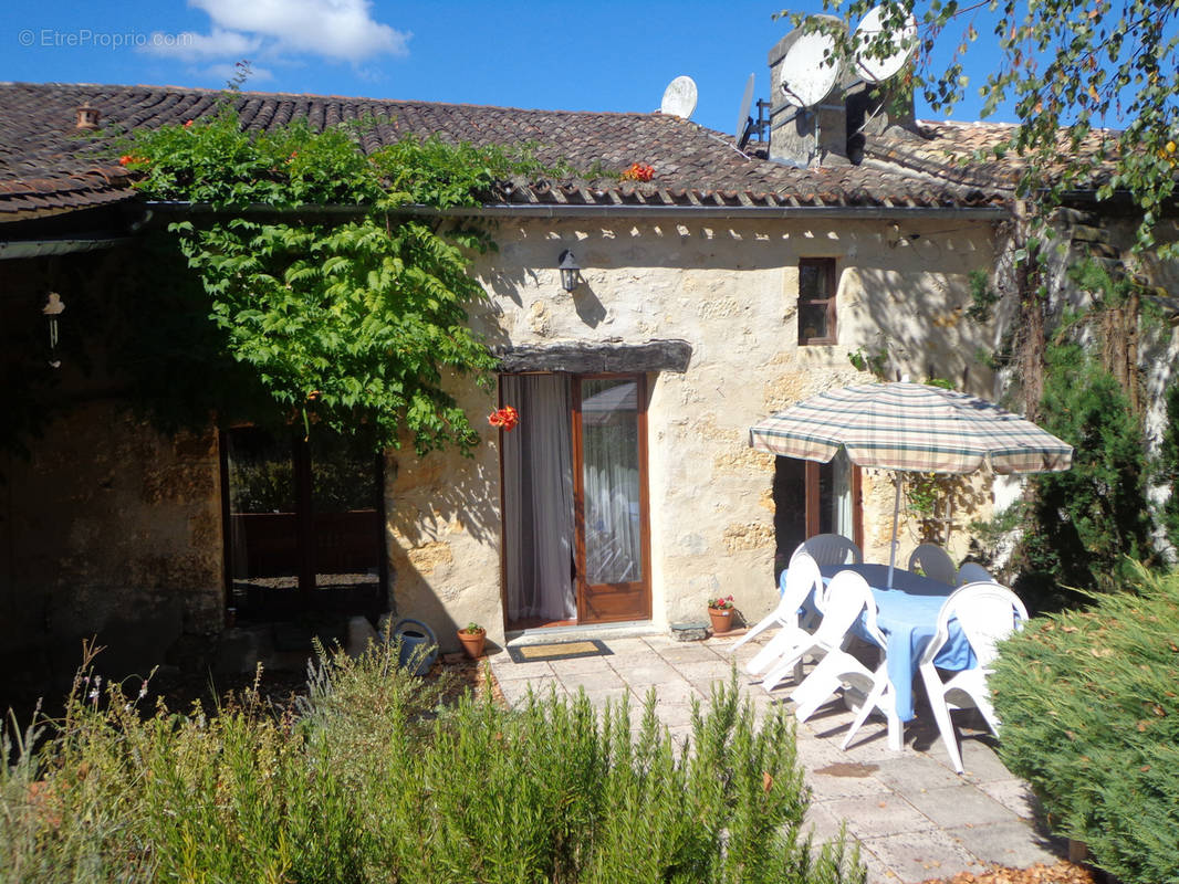 Maison à MINZAC