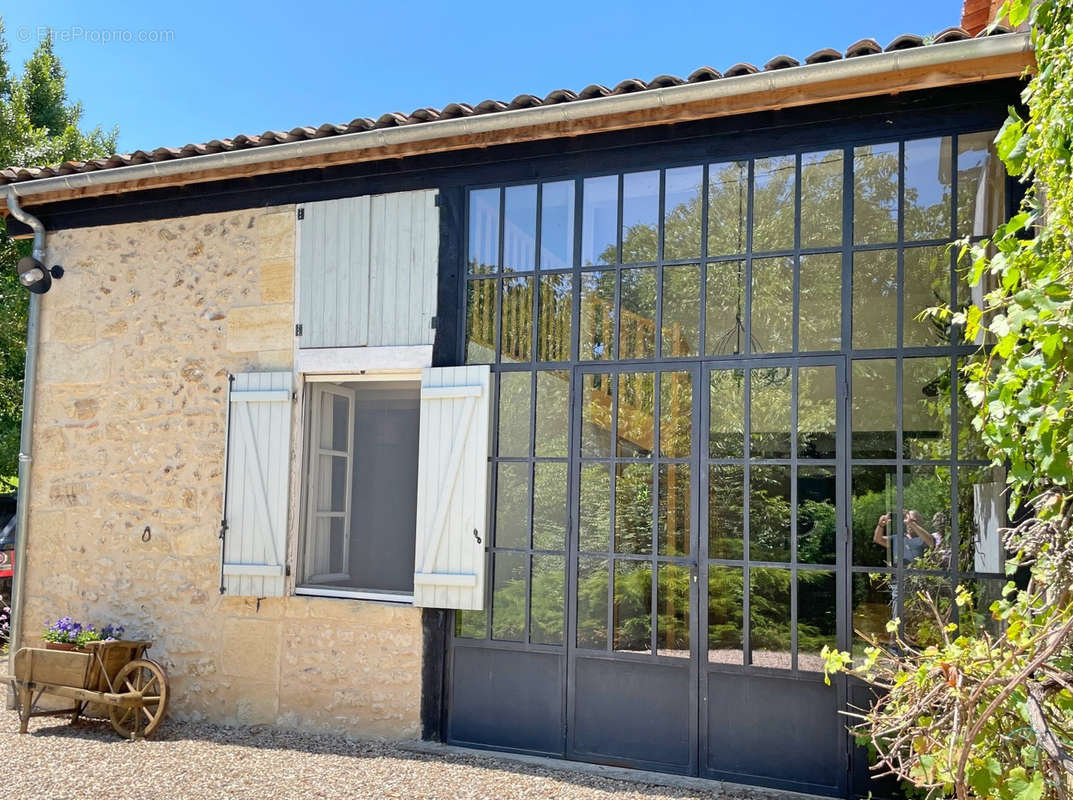 Maison à SAINT-EMILION