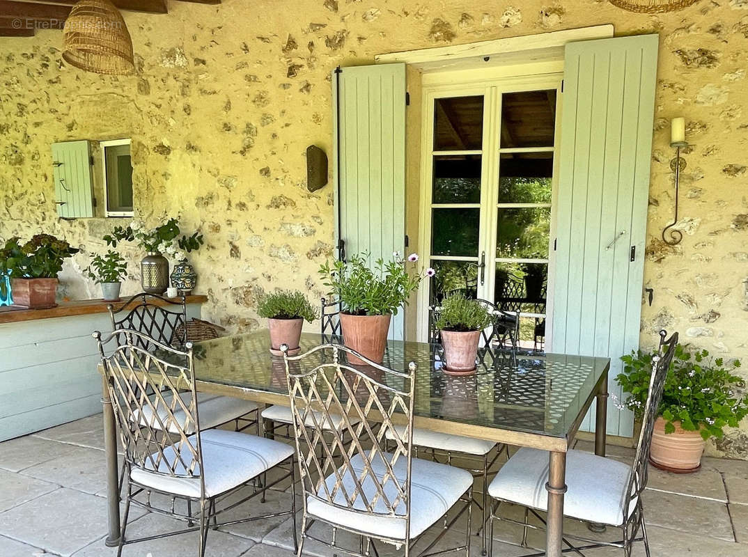 Maison à SAINT-EMILION