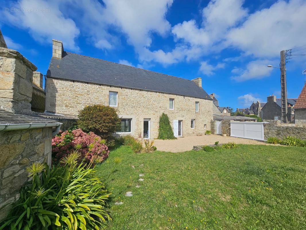 Maison à TREBEURDEN