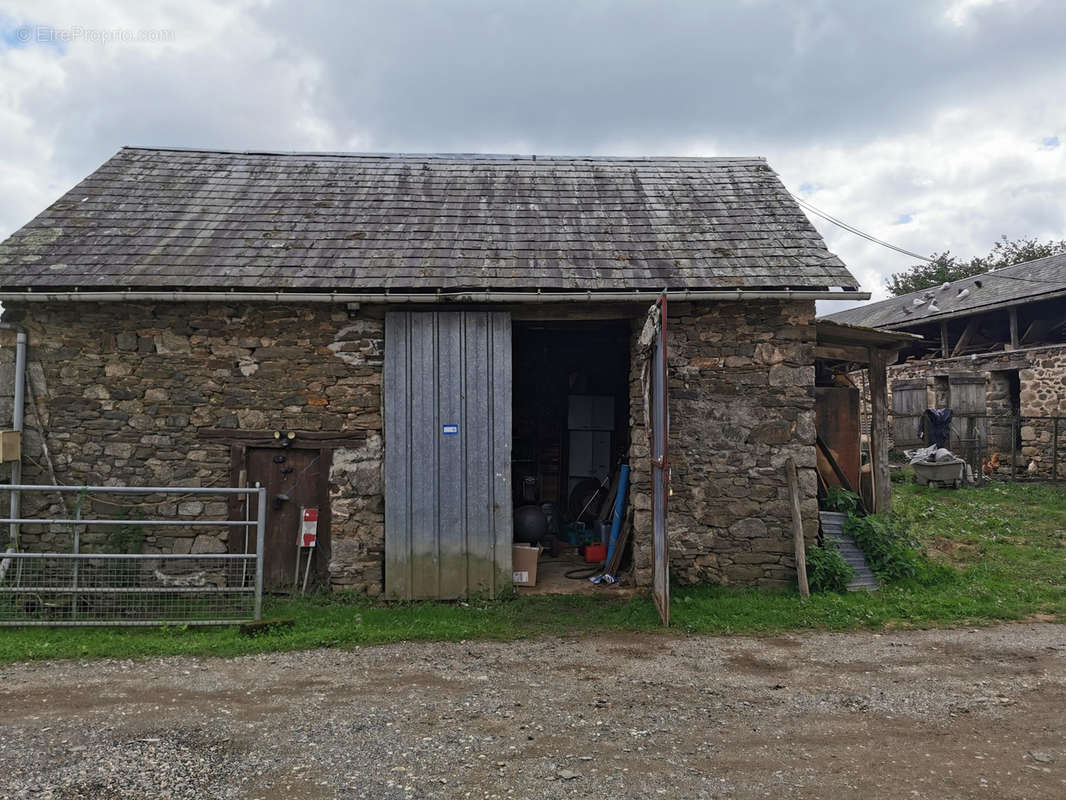 Maison à LA PORCHERIE