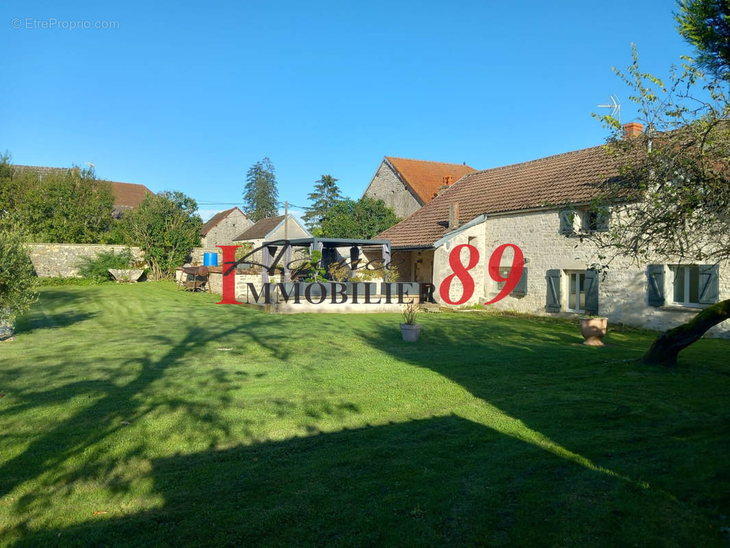 Maison à MONTBARD