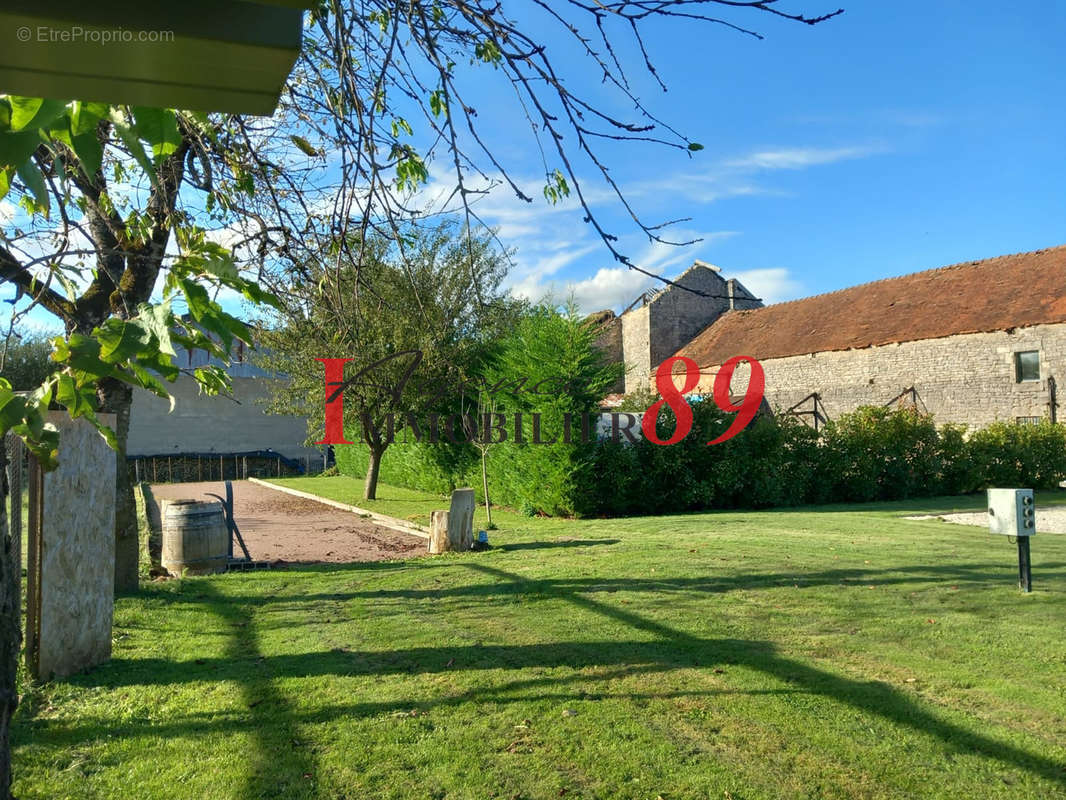 Maison à MONTBARD