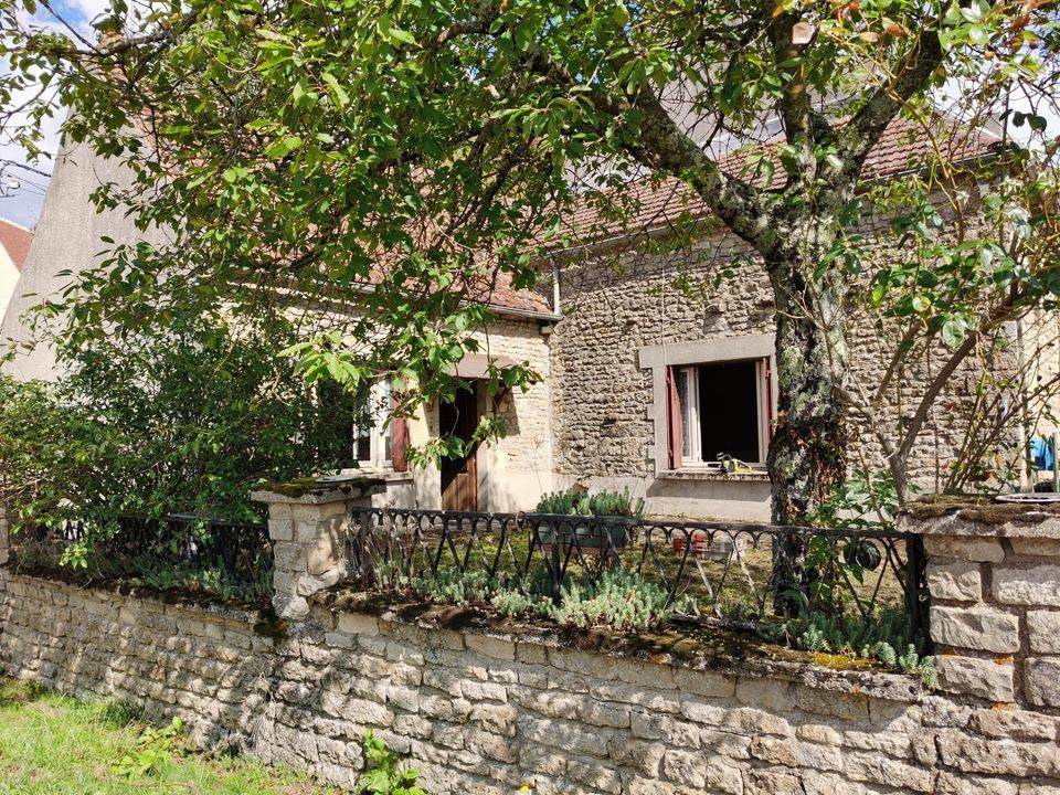 Maison à BRINON-SUR-BEUVRON