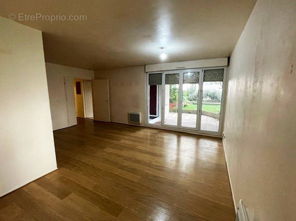 Appartement à MONTROUGE