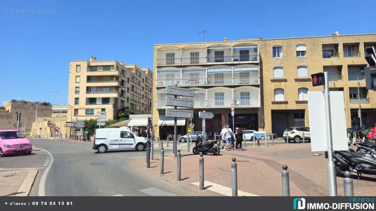 Appartement à MARSEILLE-2E