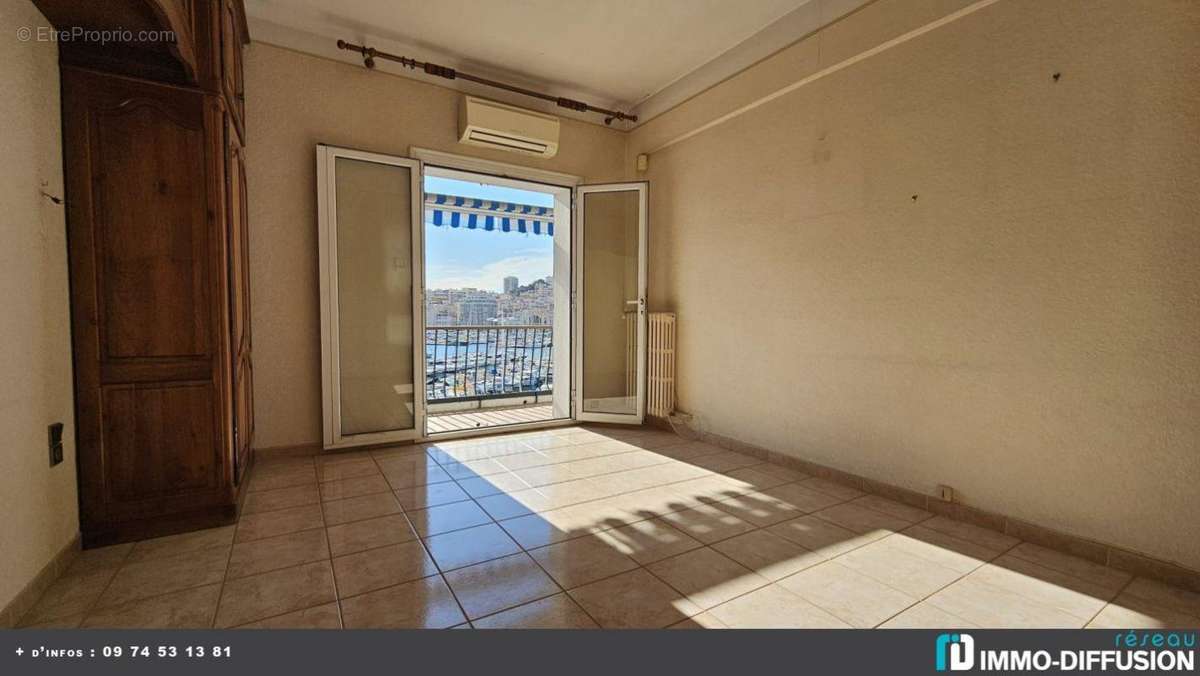 Appartement à MARSEILLE-2E