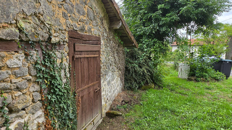 Maison à ORADOUR-SUR-GLANE