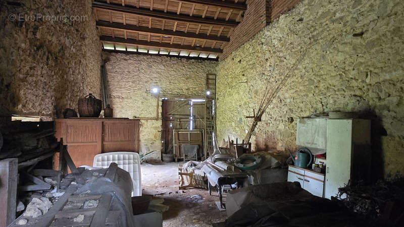 Maison à ORADOUR-SUR-GLANE