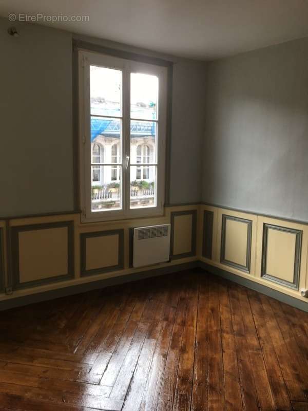 Appartement à CORMEILLES