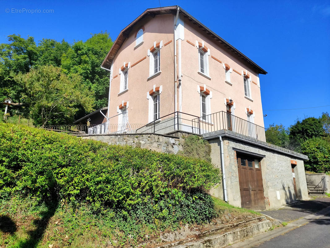 Maison à THIERS