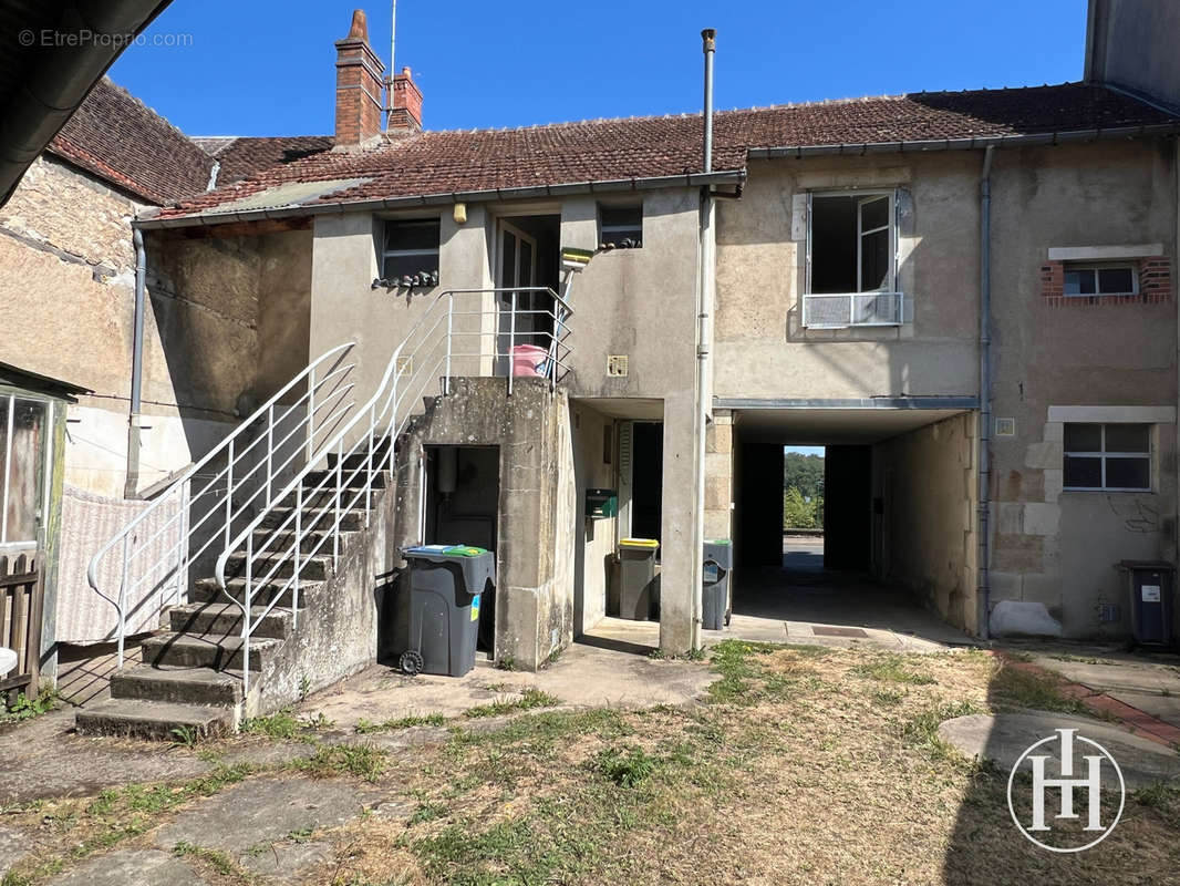 Appartement à LE CHATELET