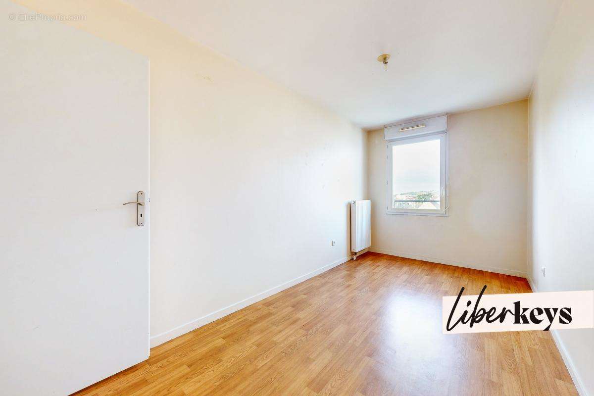 Appartement à ROSNY-SOUS-BOIS