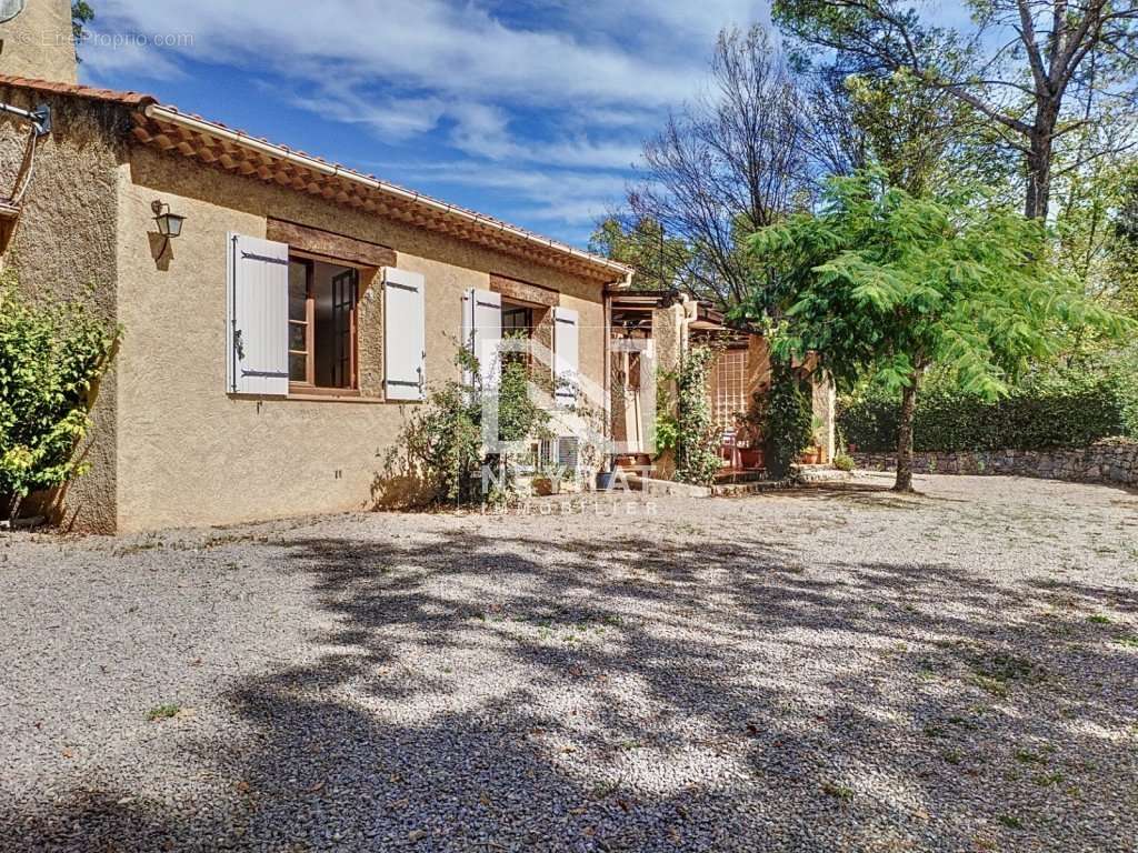 Maison à FAYENCE