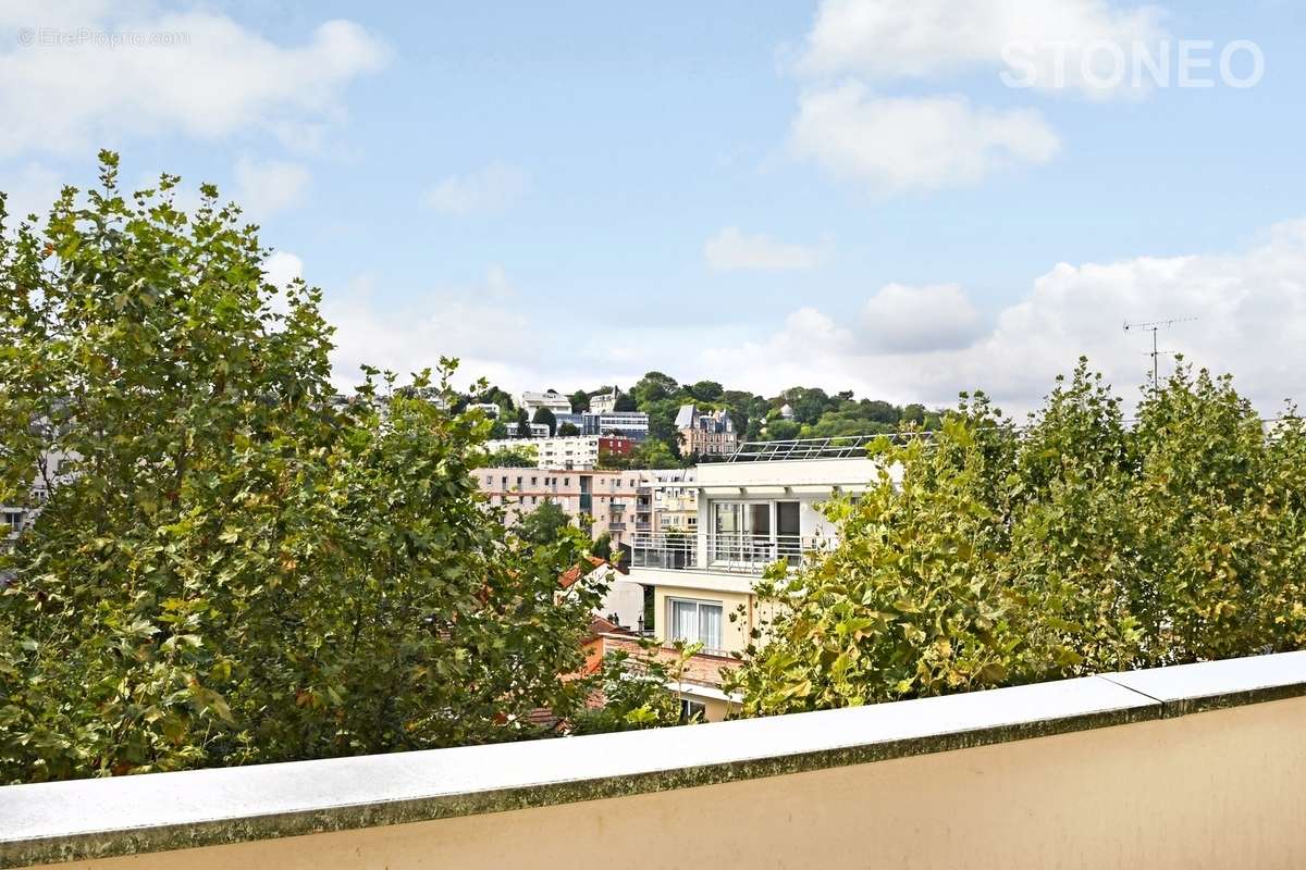 Appartement à ISSY-LES-MOULINEAUX