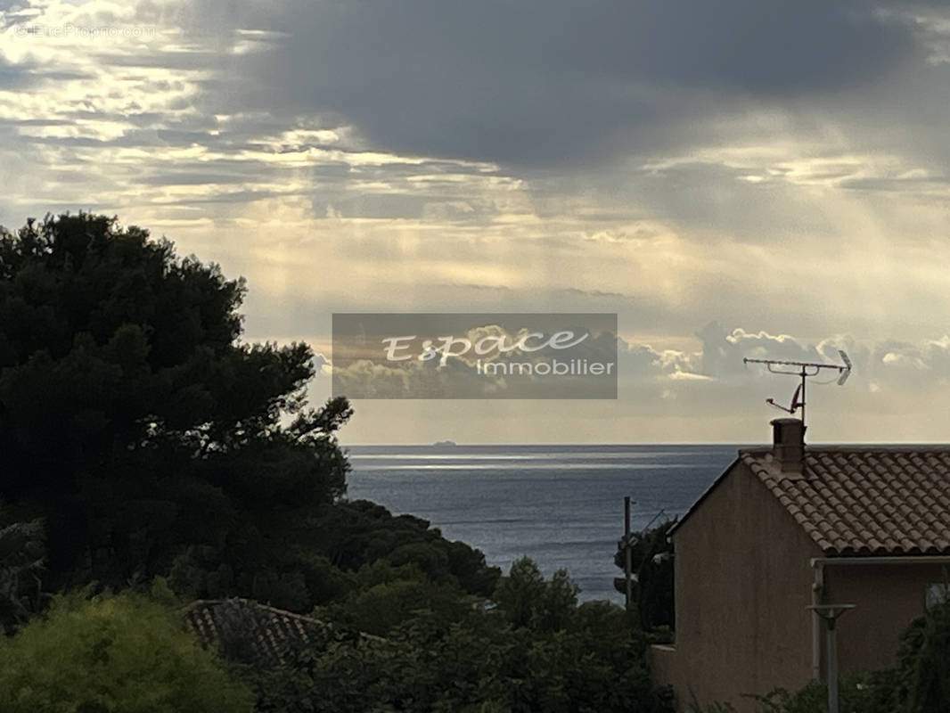 Appartement à SANARY-SUR-MER