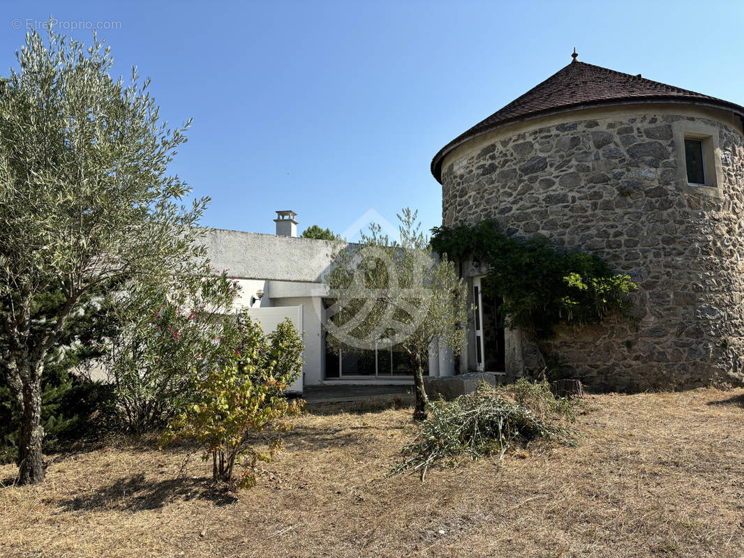 Maison à SAINT-PERAY