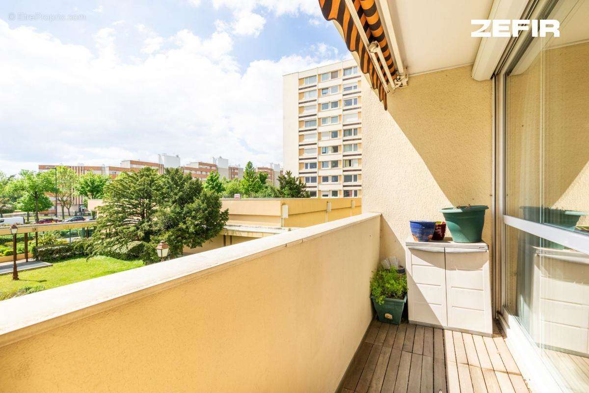 Appartement à MAISONS-ALFORT