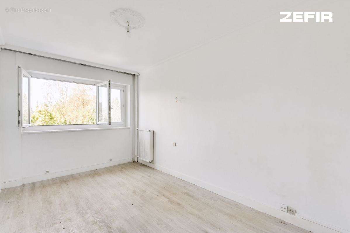 Appartement à IVRY-SUR-SEINE