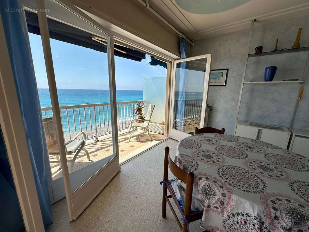 Appartement à MENTON