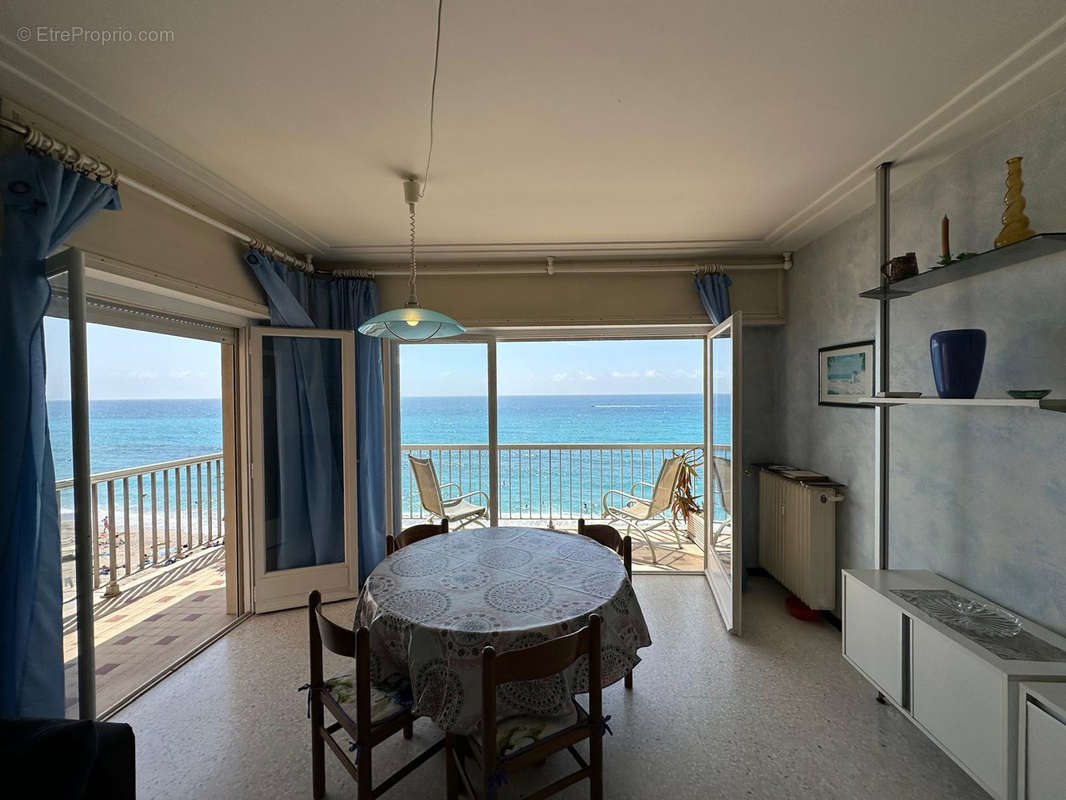 Appartement à MENTON