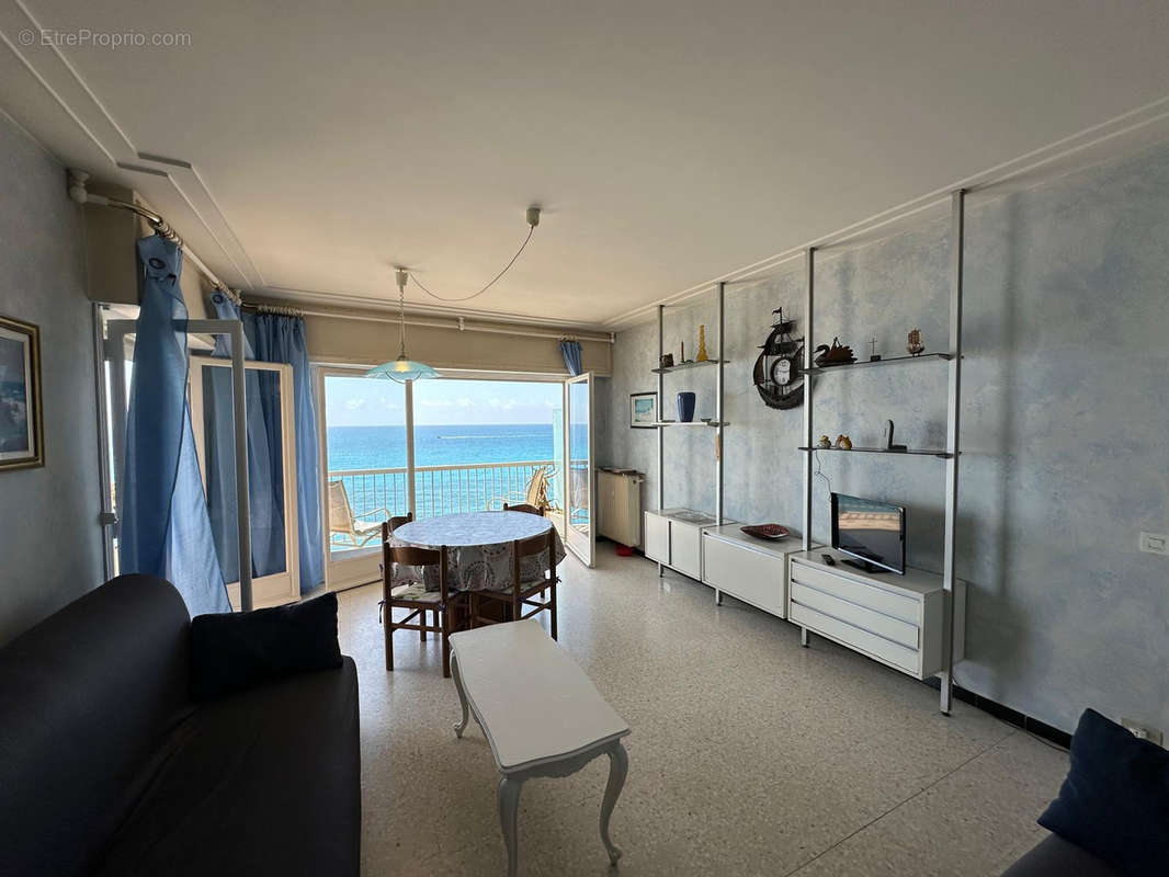 Appartement à MENTON