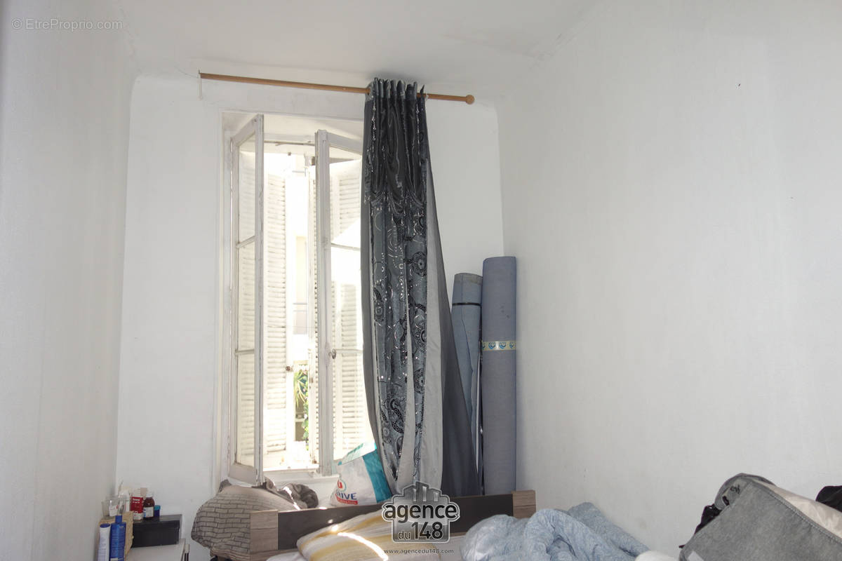 Appartement à MARSEILLE-3E