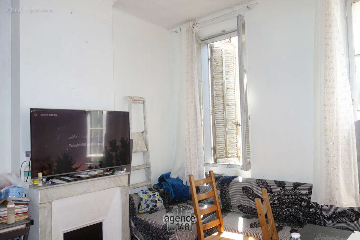 Appartement à MARSEILLE-3E