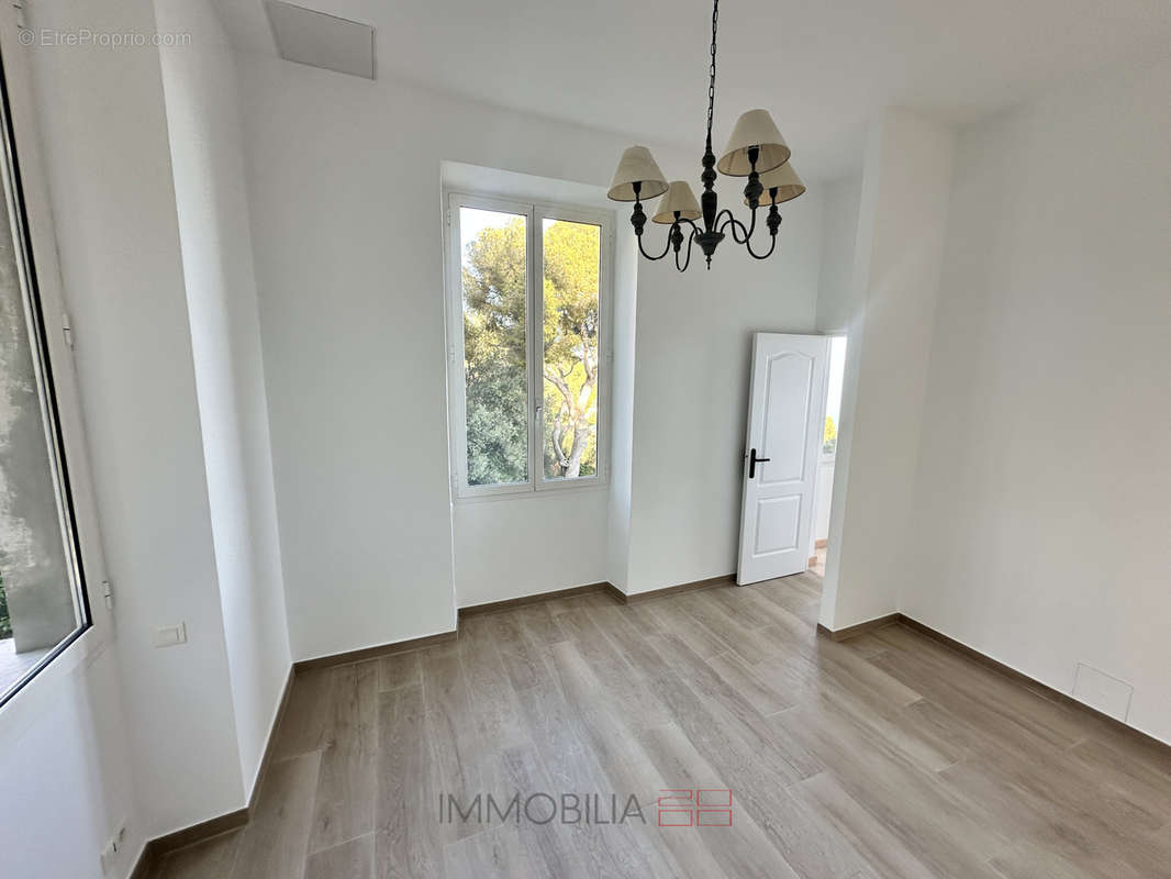 Appartement à BEAUSOLEIL