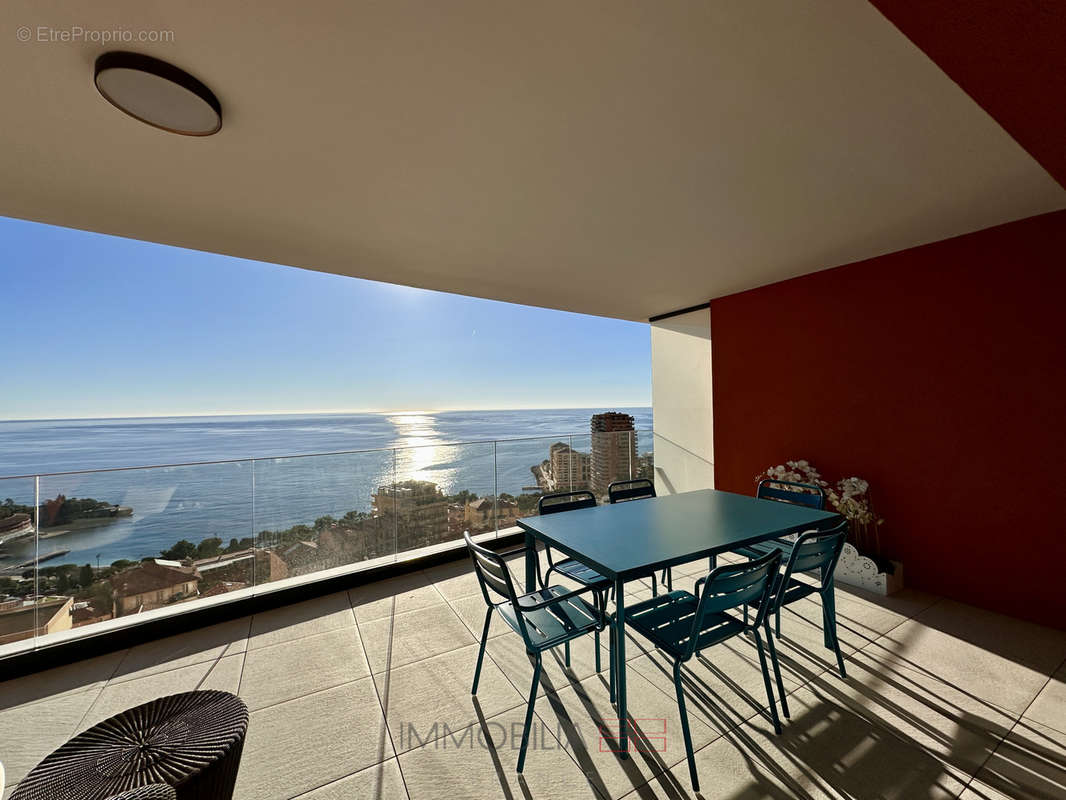 Appartement à ROQUEBRUNE-CAP-MARTIN