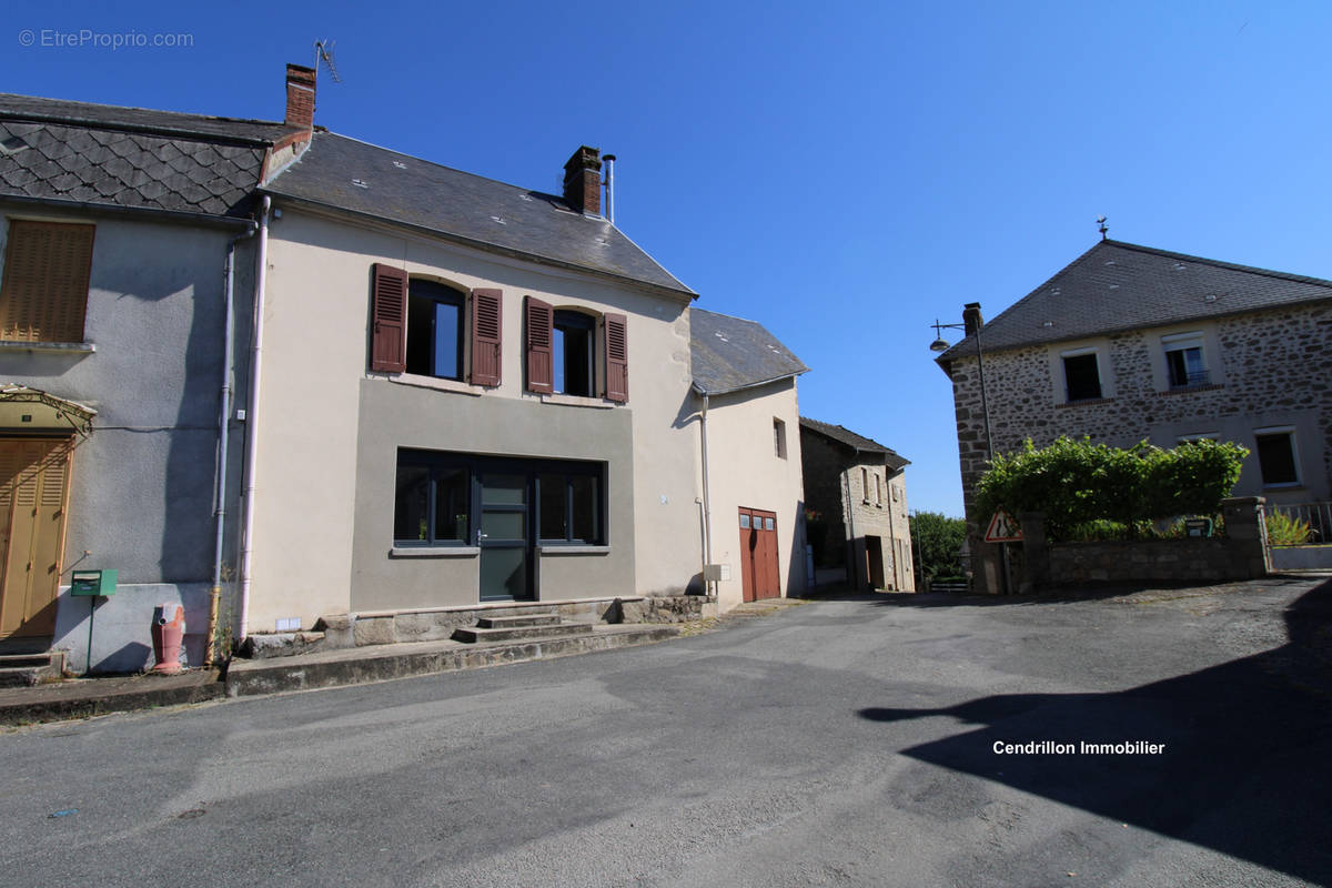 Maison à SAINT-DIZIER-LEYRENNE